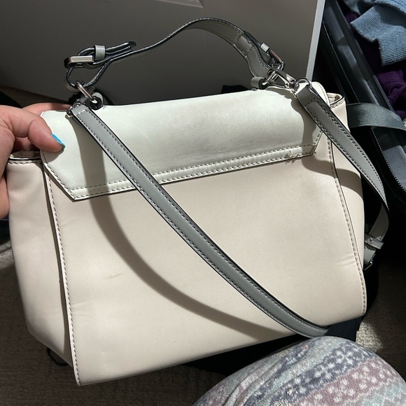 Guess satchel - Picture 5 of 6